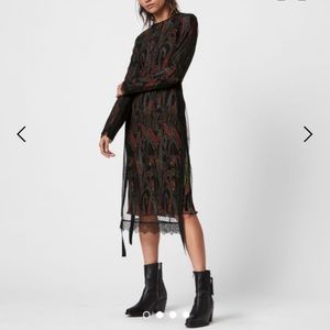 Worn once for my graduation party! Such a stunning dress.